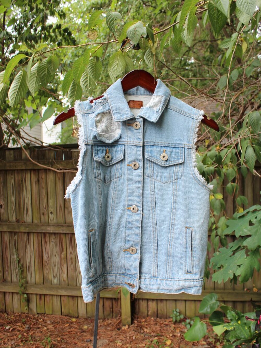 POL Basic Denim Distressed Lace Inset Jean Vest - Light Wash Small